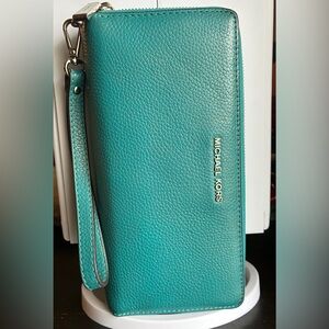 Michael Kors Wallet,Michael Kors Turquoise Zip Wallet with Logo Interior
